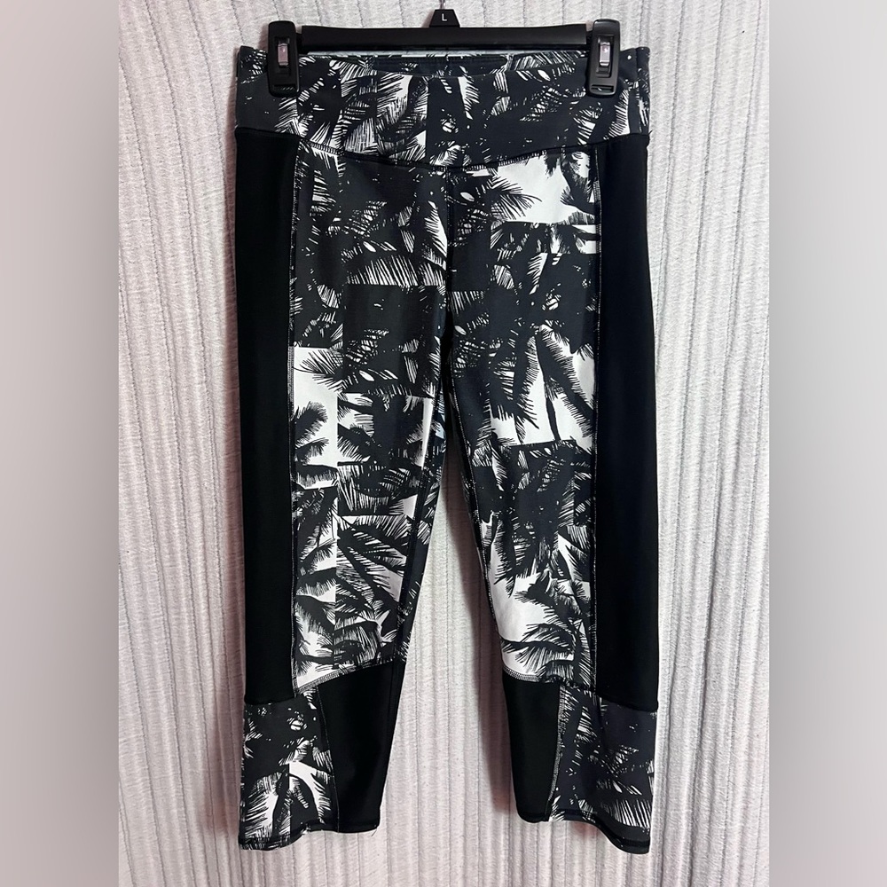 Fabletics Black and White Palm Print Leggings